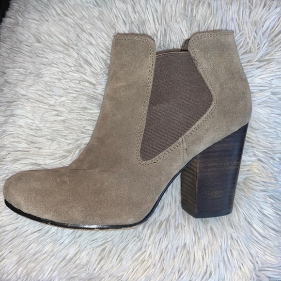 Bjorndal Suede Leather Heeled Chelsea Boots Tan Woman’s Size 9 - Picture 12 of 12